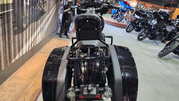 2024 HARLEY-DAVIDSON FLSB SPORT GLIDE (107)