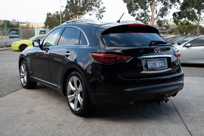 2015 INFINITI QX70 S Premium