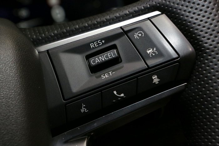 2025 Mitsubishi Outlander LS