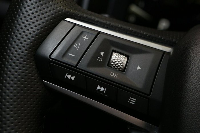 2025 Mitsubishi Outlander LS