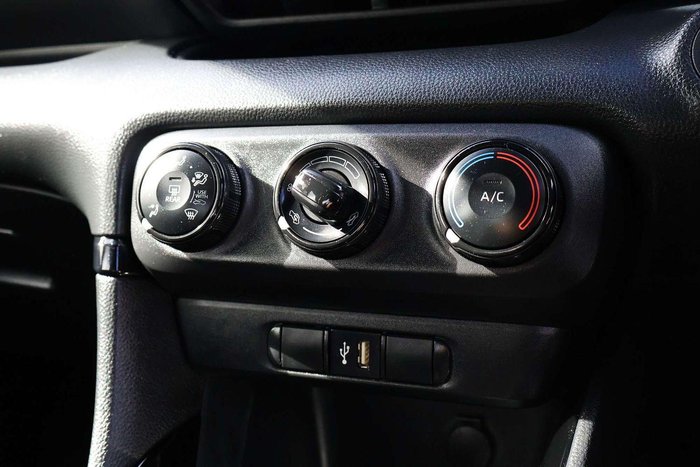 2021 Toyota Yaris Ascent Sport