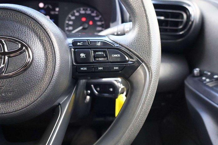 2021 Toyota Yaris Ascent Sport