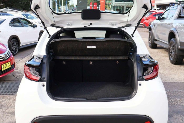 2021 Toyota Yaris Ascent Sport