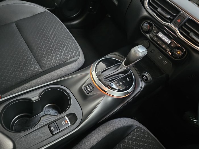 2024 Nissan JUKE ST-L