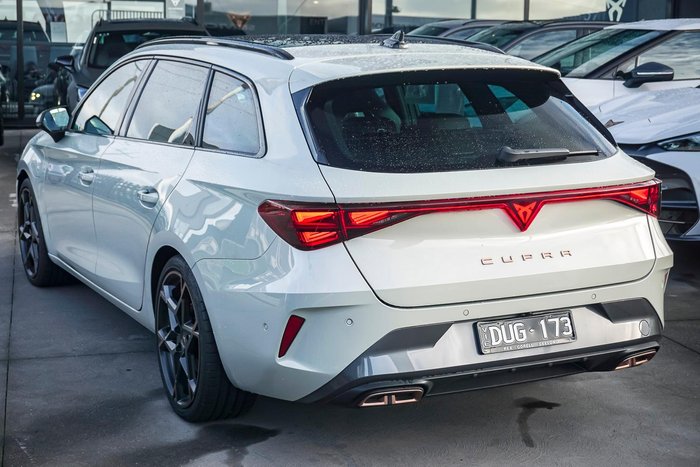 2025 CUPRA Leon VZe