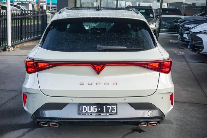 2025 CUPRA Leon VZe