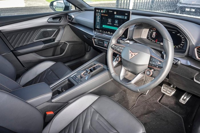2025 CUPRA Leon VZe