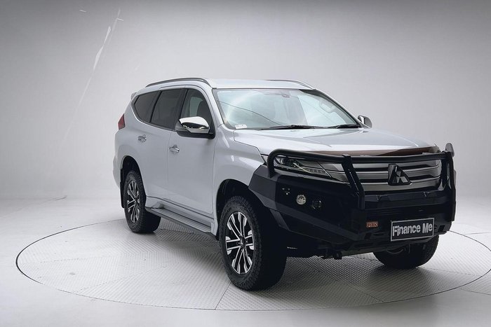 2021 Mitsubishi Pajero Sport GLS