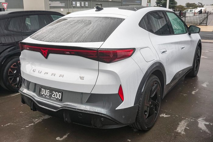 2024 CUPRA Tavascan VZ