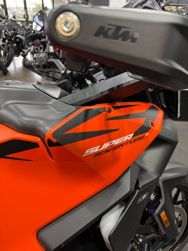 2026 Ktm 1390 SUPER ADVENTURE S Orange