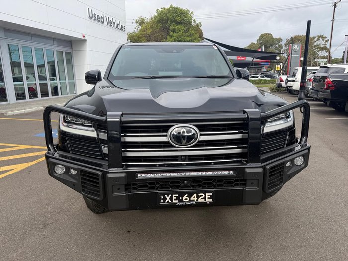2024 Toyota Landcruiser VX