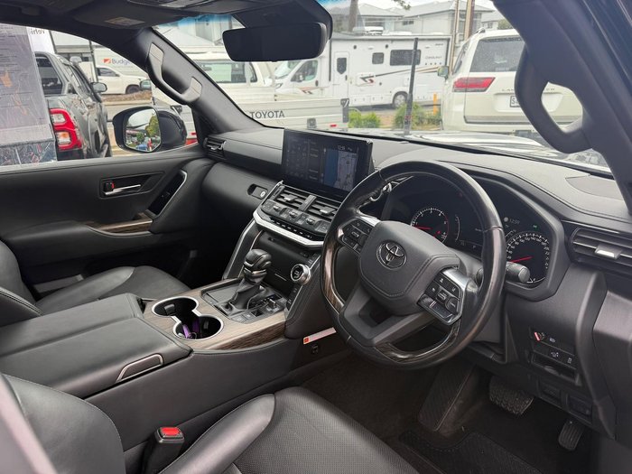 2024 Toyota Landcruiser VX