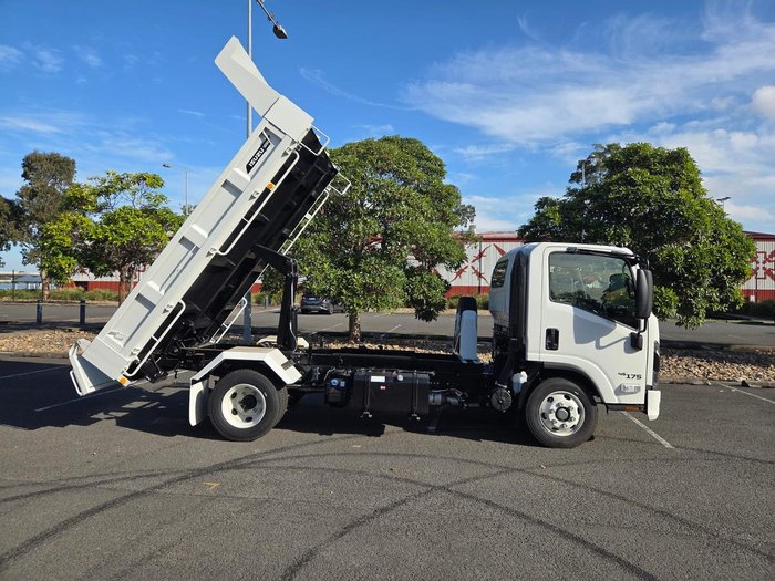 2026 Isuzu N Series NPR 45/65-175 DT D34 Tipper