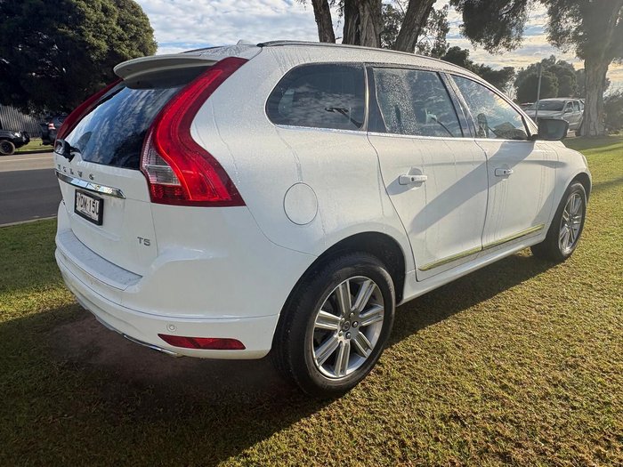 2015 Volvo XC60 T5 Luxury