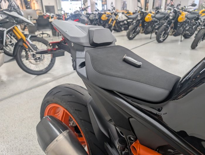 2023 Ktm 1290 SUPER DUKE R Black