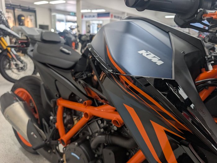 2023 Ktm 1290 SUPER DUKE R Black