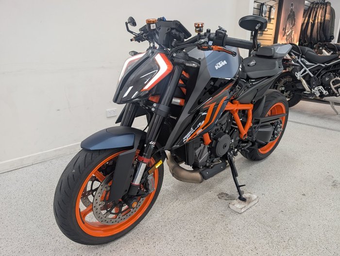 2023 Ktm 1290 SUPER DUKE R Black