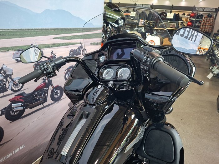 2024 HARLEY-DAVIDSON FLTRK ROAD GLIDE LIMITED (114)