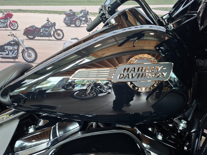2024 HARLEY-DAVIDSON FLTRK ROAD GLIDE LIMITED (114)