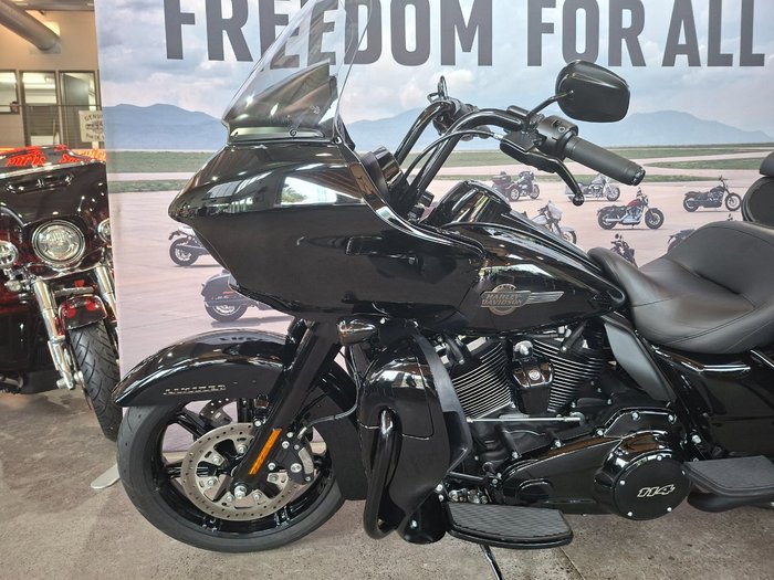 2024 HARLEY-DAVIDSON FLTRK ROAD GLIDE LIMITED (114)