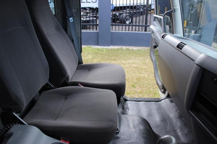2019 Isuzu N Series NQR 87/80-190 WHITE