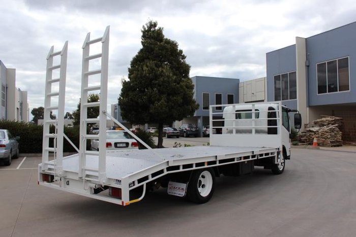2019 Isuzu N Series NQR 87/80-190 WHITE