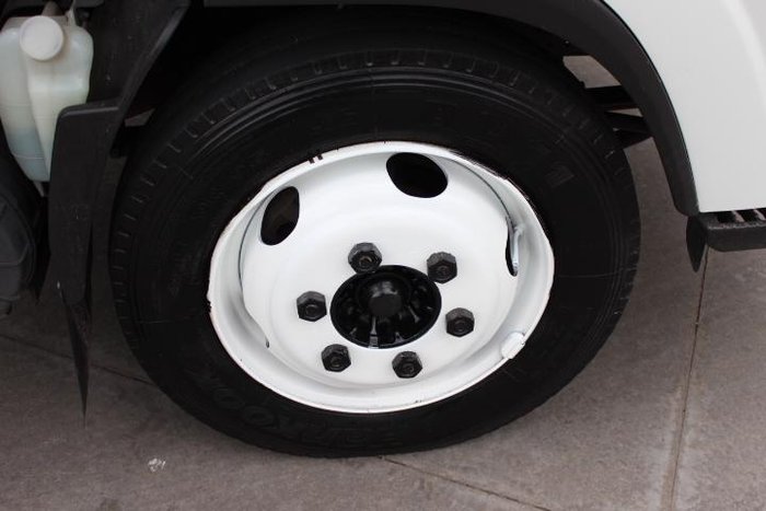 2019 Isuzu N Series NQR 87/80-190 WHITE