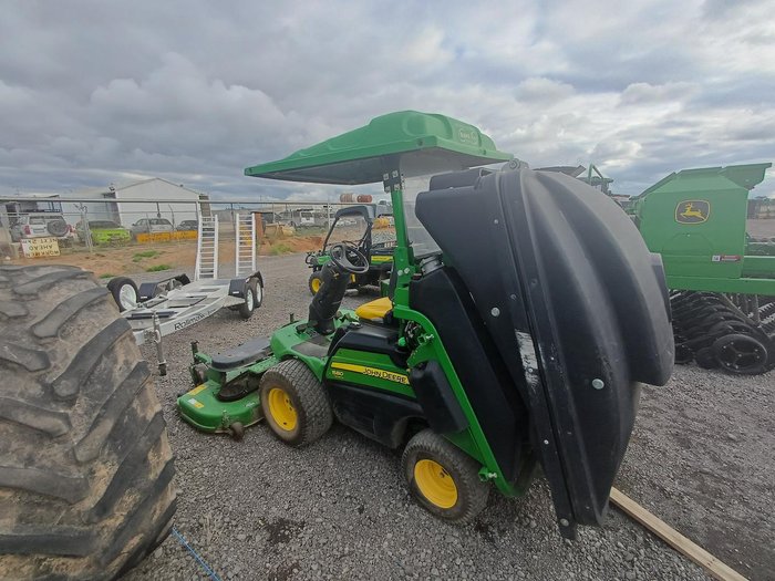 2021 John Deere 1580