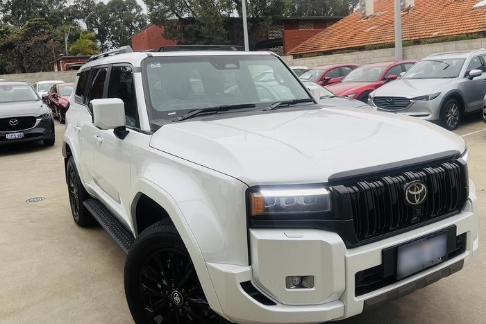 2025 Toyota Landcruiser Prado Kakadu