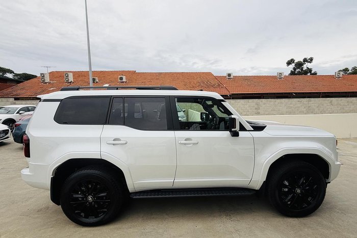 2025 Toyota Landcruiser Prado Kakadu