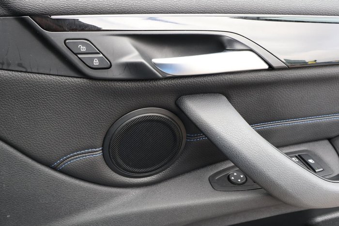 2022 BMW X1 sDrive20i