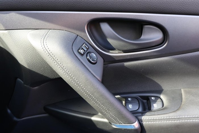 2018 Nissan QASHQAI ST-L