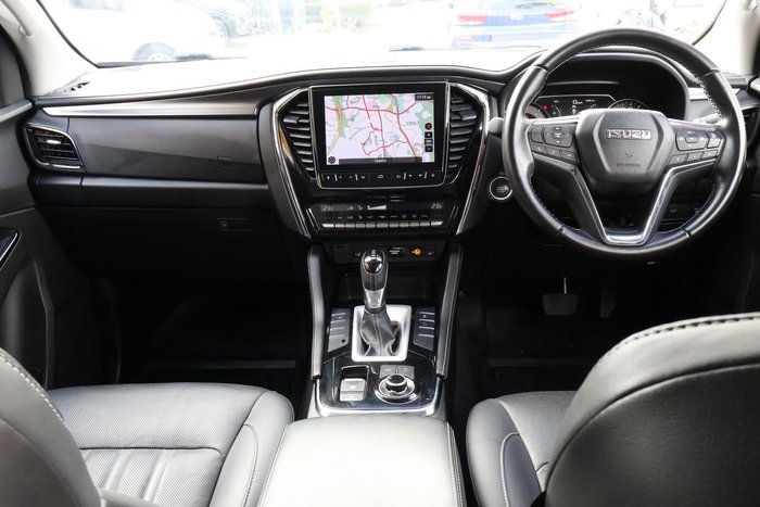 2022 Isuzu MU-X LS-T