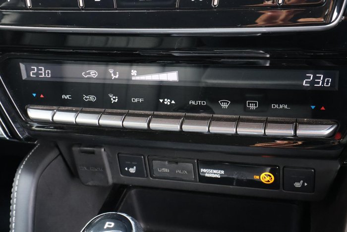2022 Isuzu MU-X LS-T
