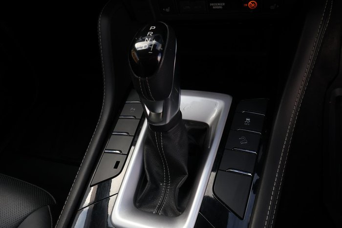 2022 Isuzu MU-X LS-T