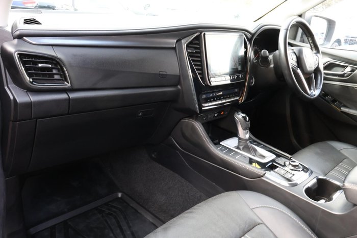 2022 Isuzu MU-X LS-T