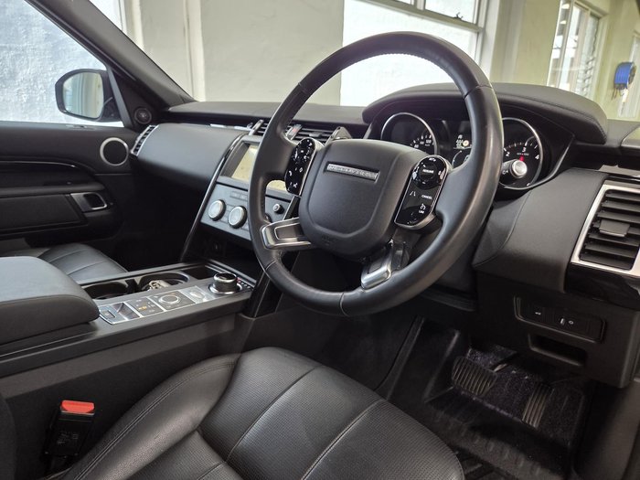 2020 Land Rover Discovery SD6 HSE