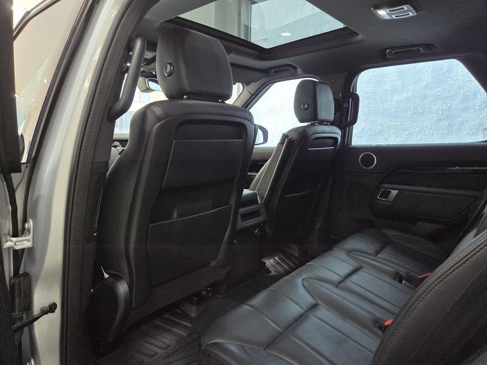 2020 Land Rover Discovery SD6 HSE