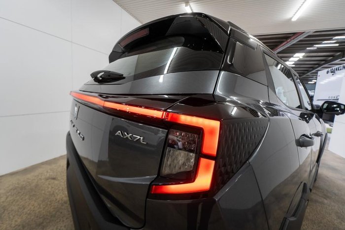 2025 Mahindra XUV3XO AX7L