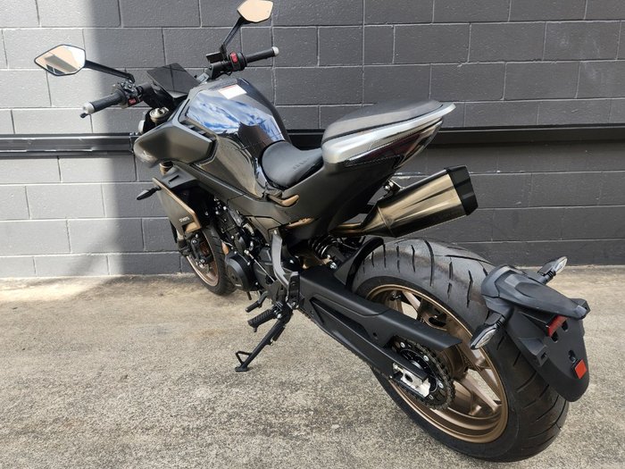 2024 CFMOTO NK ADVANCE BLACK