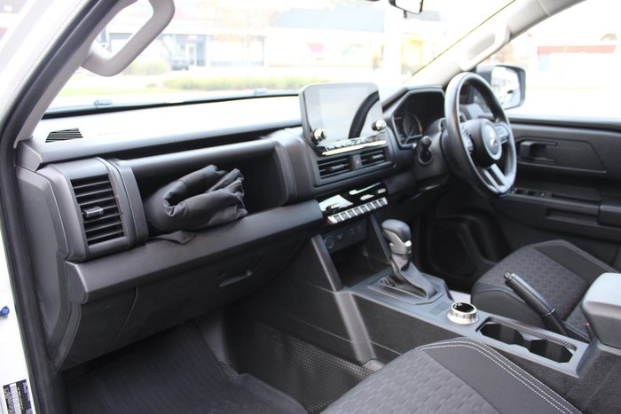 2025 Mitsubishi Triton GLX+