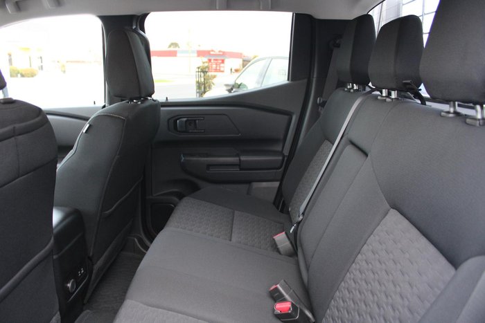 2025 Mitsubishi Triton GLX+