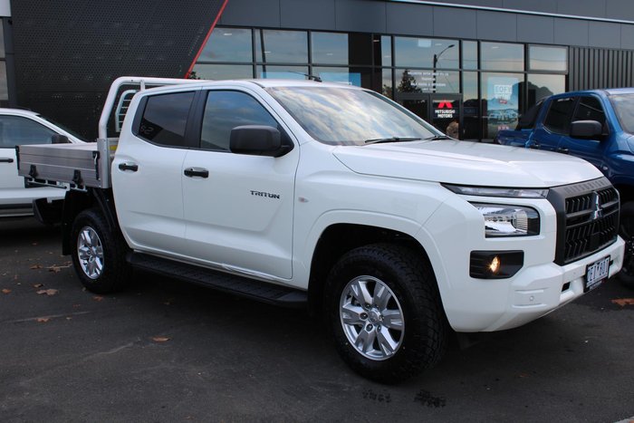 2025 Mitsubishi Triton GLX+