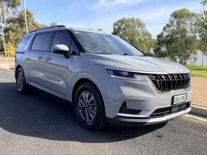 2022 Kia Carnival S