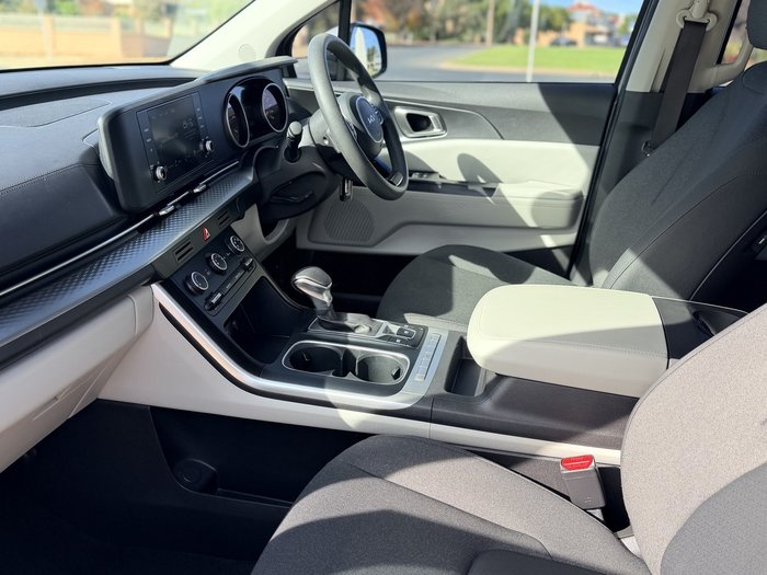 2022 Kia Carnival S
