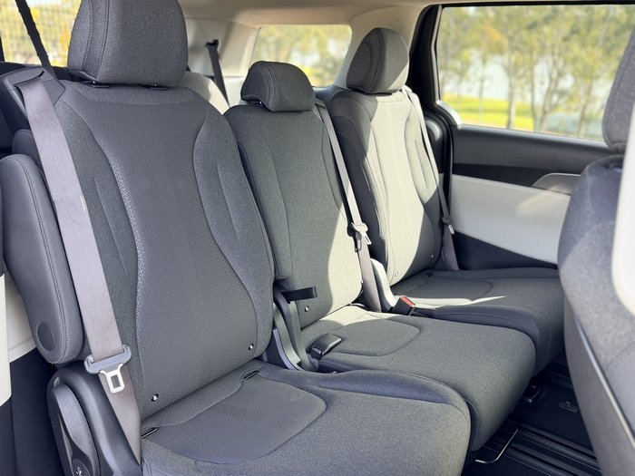 2022 Kia Carnival S