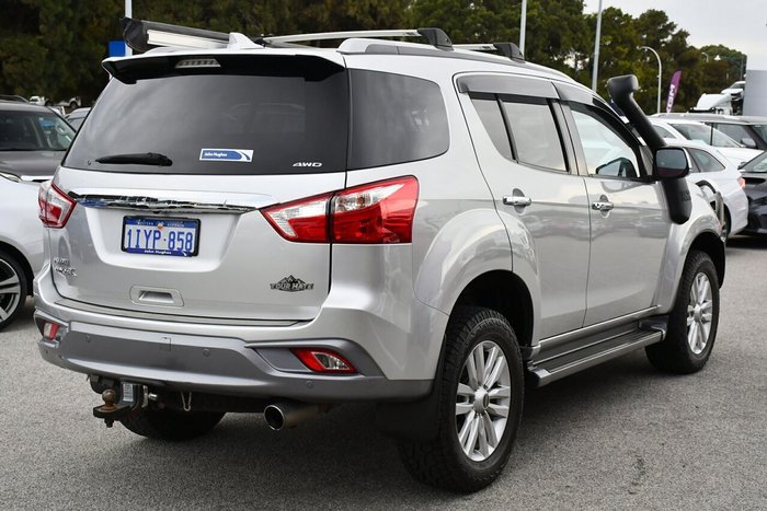2018 Isuzu MU-X LS-T