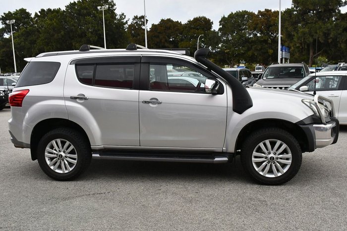 2018 Isuzu MU-X LS-T