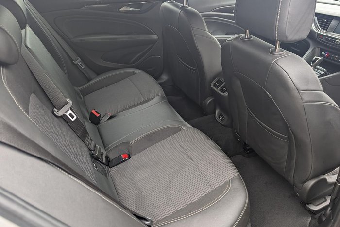 2018 Holden Commodore RS