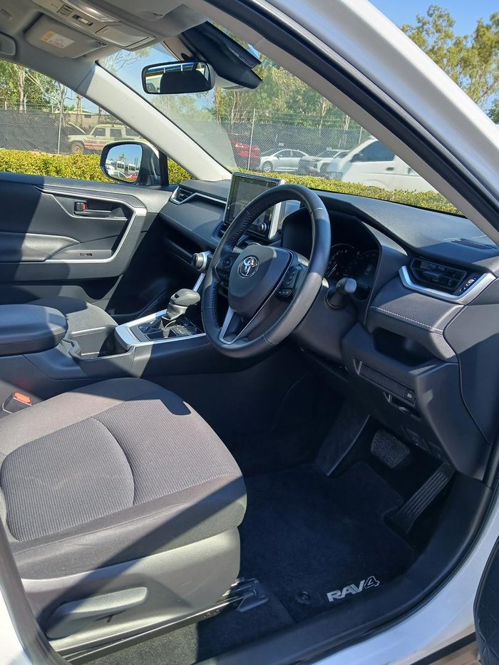 2023 Toyota RAV4 GX